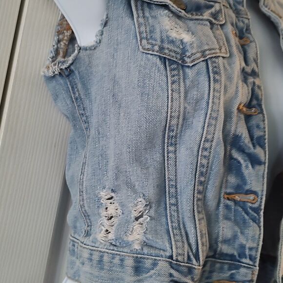 Hollister  distressed denim  frayed arm hole vest Sz XS - Picture 3 of 6